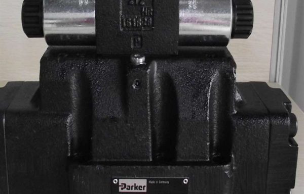 Parker D91FBE01HC1NF00 Proportional directional control valves