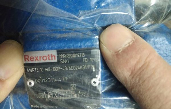 Rexroth 4WRTE10W8-100P-4X/6EG24K31/F1M PROPORTIONAL DIRECTIONAL VALVE