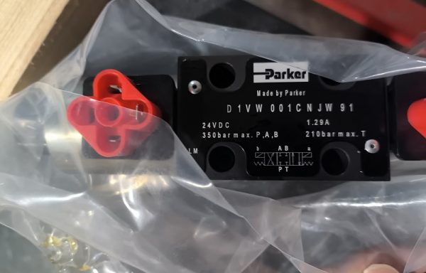 Parker D1VW001CNJW Directional Control Valve